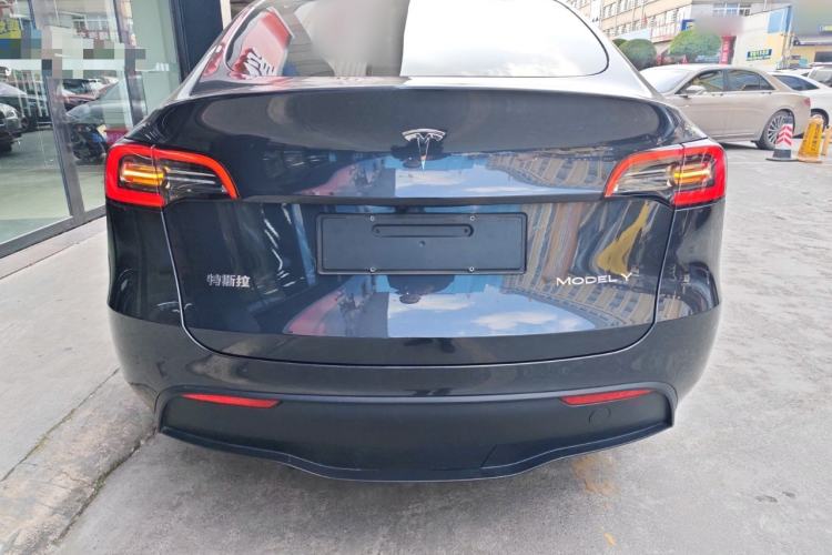 Used Tesla Model Y 2024 Rear-Wheel-Drive Version
