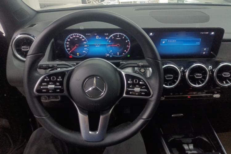 Used Mercedes-Benz GLB 2023 GLB 200 Dynamic Edition
