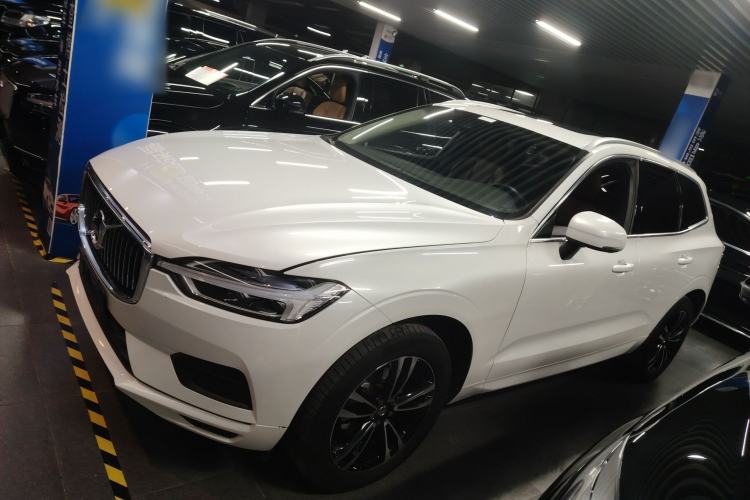 Used Volvo XC60 2019 T5 4x4 Smart Edition China V Standard
