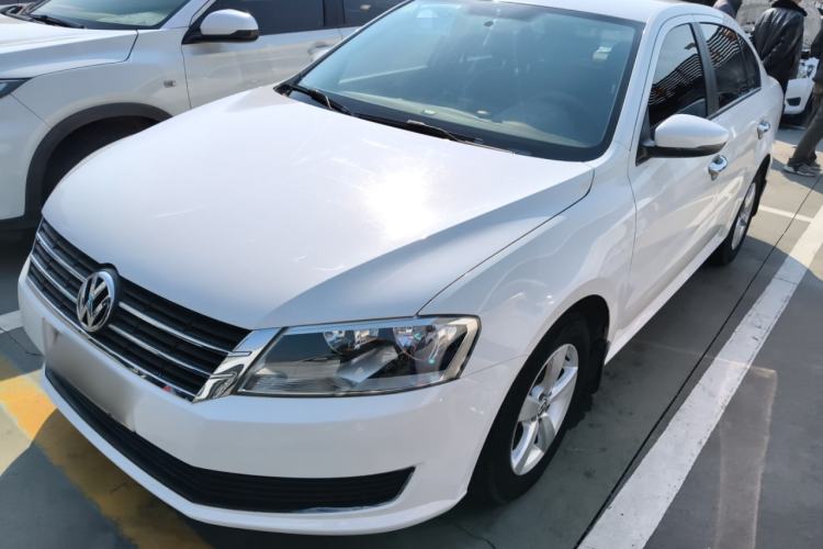 Used Volkswagen Lavida 2013 Revised Classic 1.6L Automatic Fashion Edition