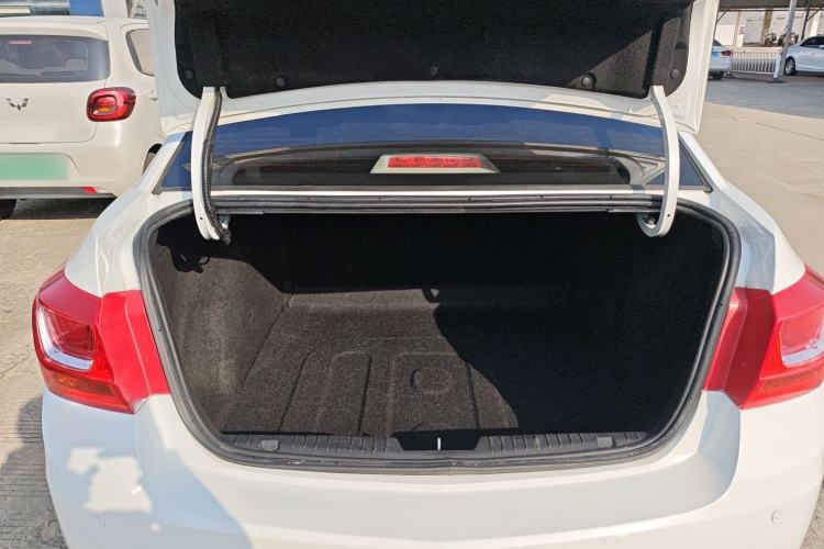 Used Chevrolet Cruze 2015 1.5L Classic SL MT
