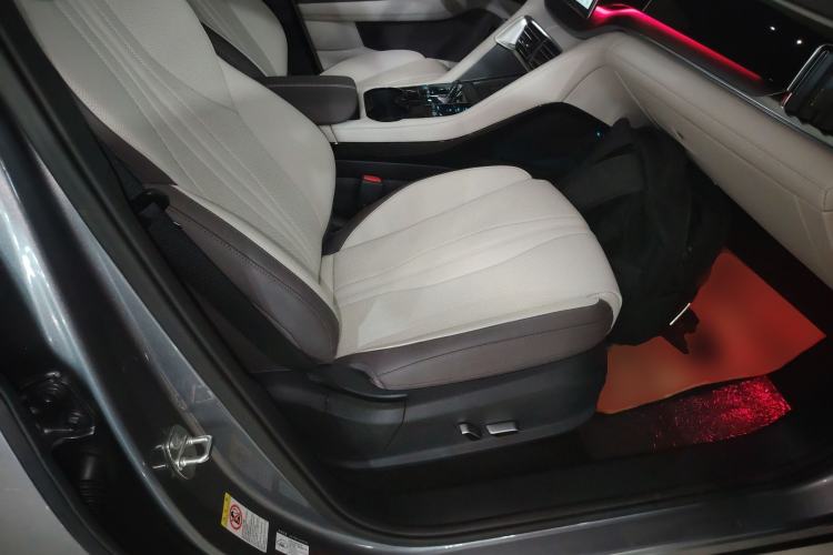 Used BYD Song PLUS New Energy 2025 EV Intelligent Driving Version 520km Premium Model
