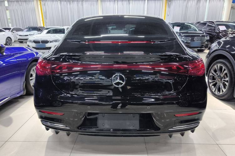 Used Mercedes-Benz EQE 2022 350 Pioneer Edition
