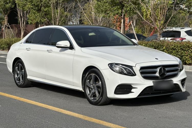Used Mercedes-Benz E-Class 2019 E 300 L Sporty and Stylish Model
