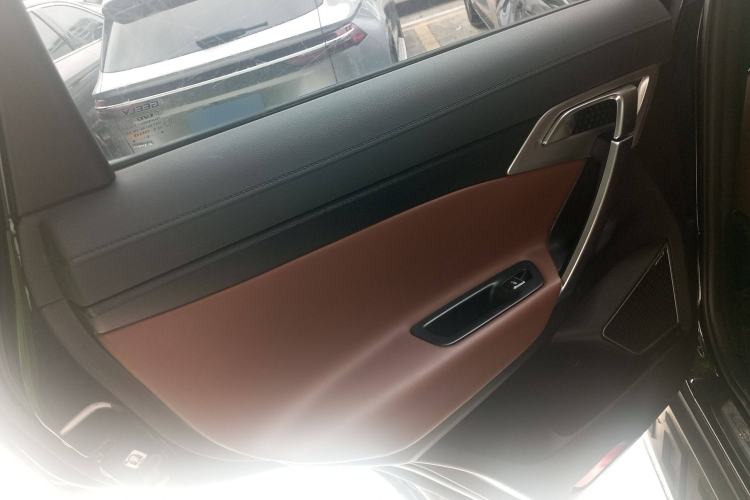 Used Geely Auto Emgrand X7 Sport 2016 1.8TD Automatic ZhiZun Version
