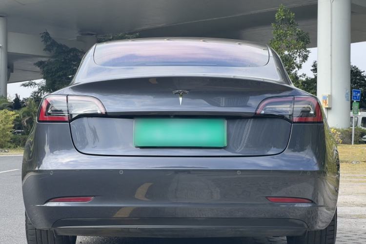Used Tesla Model 3 2019 Long-Range Rear-Wheel-Drive Version

