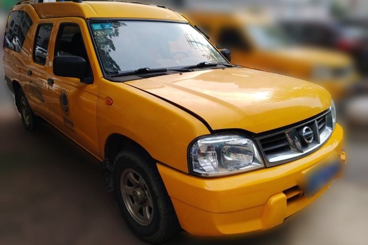 Used Nissan ZN Van 2013 2.4L Two-Wheel Drive Standard Model with 5 Seats
