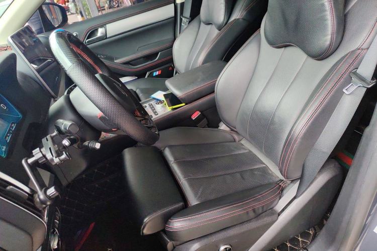 Used BYD Tang New Energy 2018 DM 2.0T All-Wheel Drive Smart Connect Elite 7-Seater China V Emission Standard
