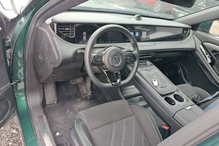 Used VOYAH FREE 2025 318 318 km Rear-Drive Touring Edition
