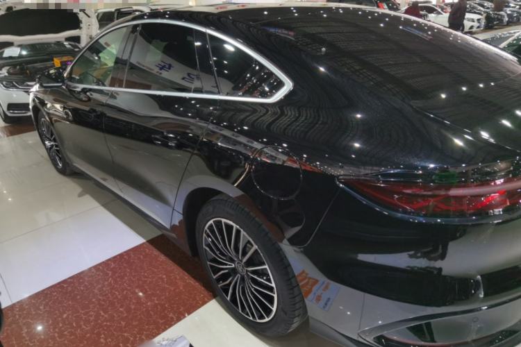 Used BYD Han 2024 DM-i Glory Edition 121KM Premium Model
