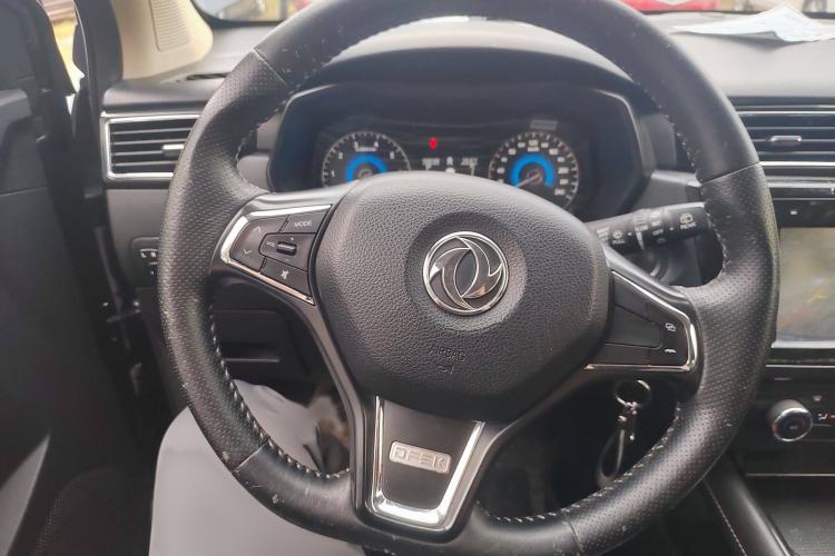 Used Dongfeng Fengon 580 2017 1.5T CVT Comfort Model
