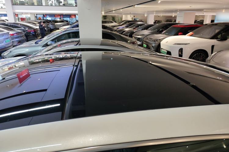 Used  11 2023 HarmonyOS Version Smart Enjoyment Upgrade Model 90-Degree Rear-Wheel Drive Edition
