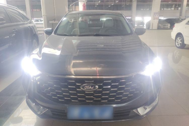 Used Ford Escort 2021 1.5L Automatic Diamond Edition
