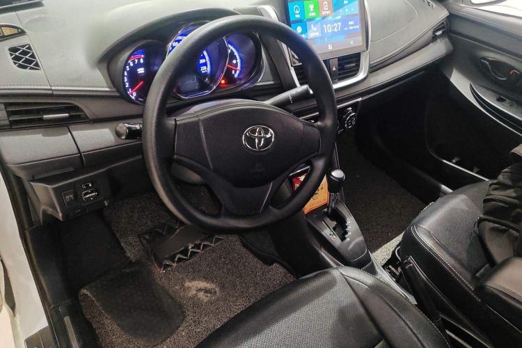 Used Toyota YARiS L 2017 1.5E CVT Dynamic Edition
