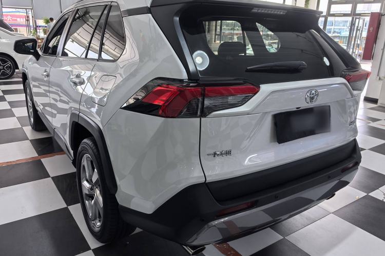 Used Toyota RAV4 2020 2.0L CVT Two-Wheel Drive Fashion Edition
