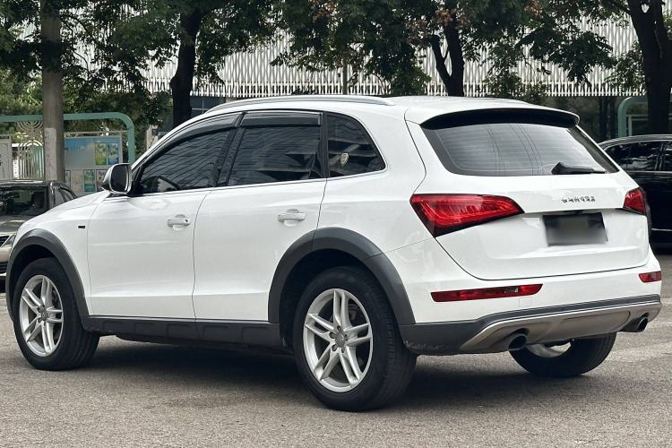Used Audi Q5 2017 Plus 40 TFSI Technology Model
