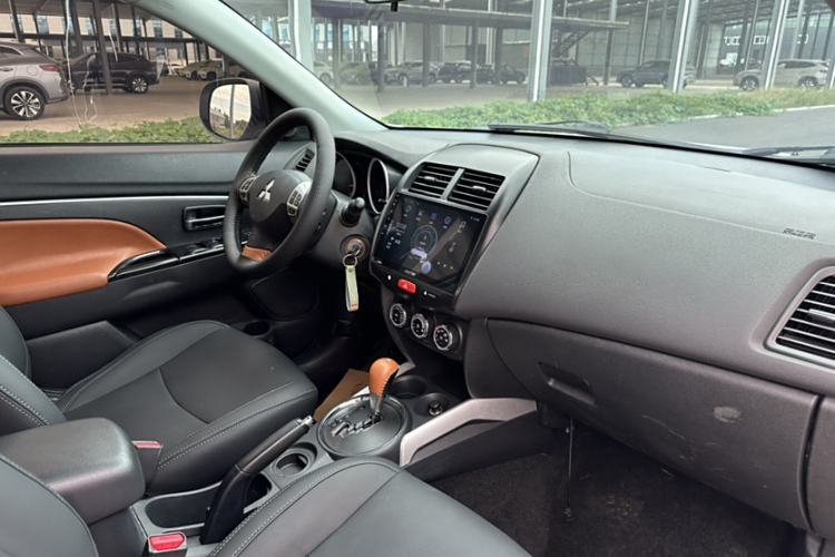 Used Mitsubishi ASX 2013 2.0L CVT Two-Wheel Drive Elite Edition
