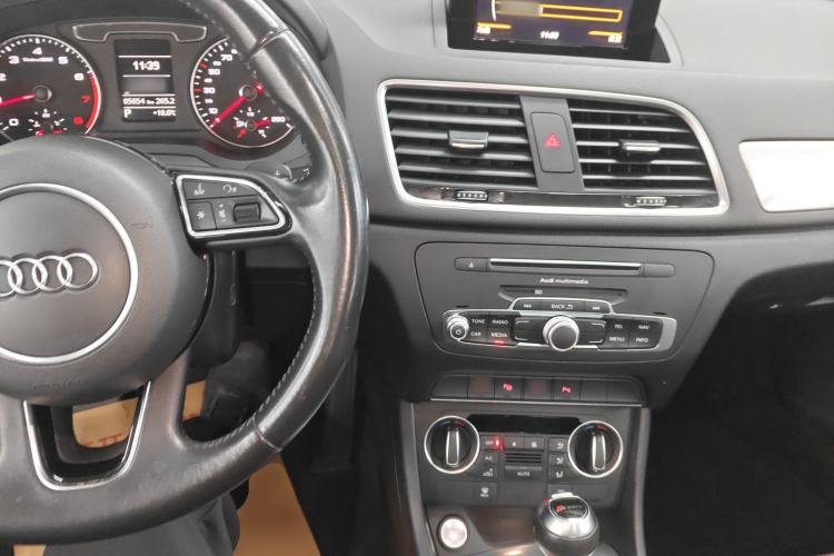 Used Audi Q3 2017 30 TFSI Fashion Model
