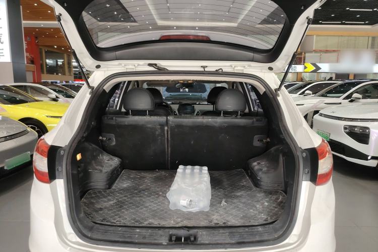 Used Hyundai ix35 2015 2.0L Automatic 2WD Smart Version China V Standard