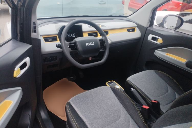 Used Chery QQ Ice Cream 2022 120km Milkshake Phosphate Lithium-Iron