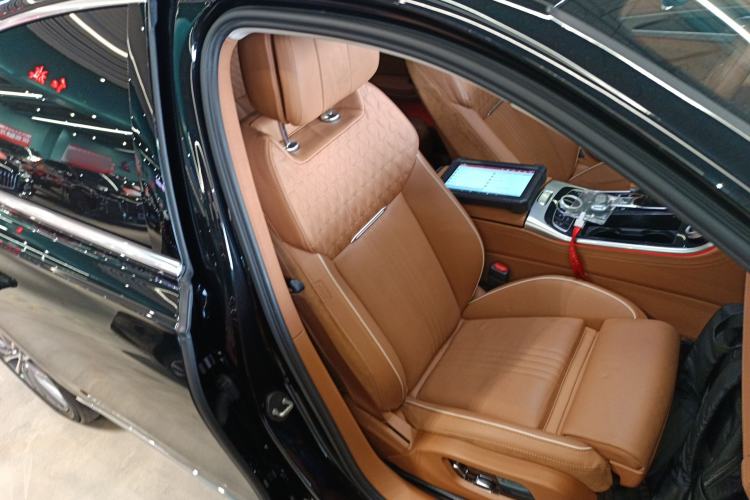 Used Hongqi H9 2020 Revised Version 2.0T Smart Connect Flagship Edition