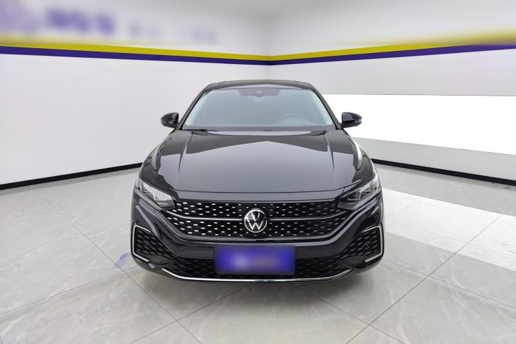 Used Volkswagen Passat 2023 Restyled 330TSI Starry Luxury Edition
