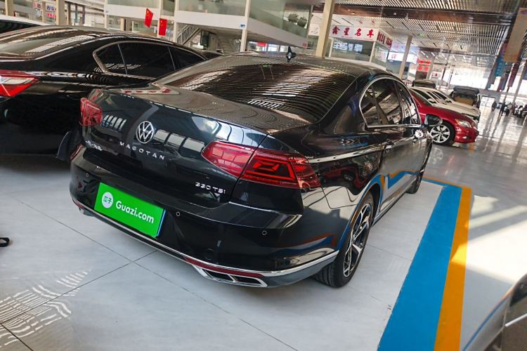 Used Volkswagen Magotan 2023 2 Million Units Limited Edition 330TSI DSG Leading Version
