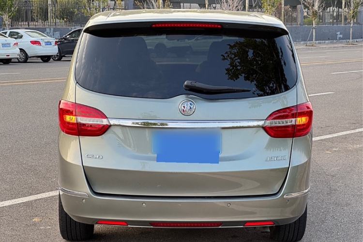 Used Buick GL8 2015 2.4L Luxury Business Premium Edition
