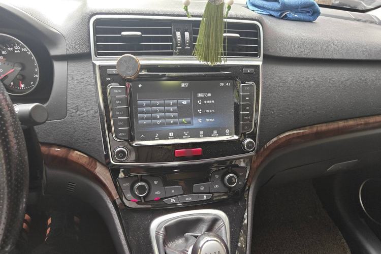 Used Haval H6 2014 Sport Version 1.5T Manual Two-Wheel Drive Elite Edition
