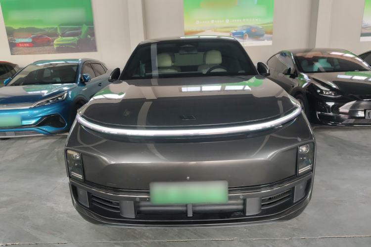 Used Li Auto L8 2023 Pro Model
