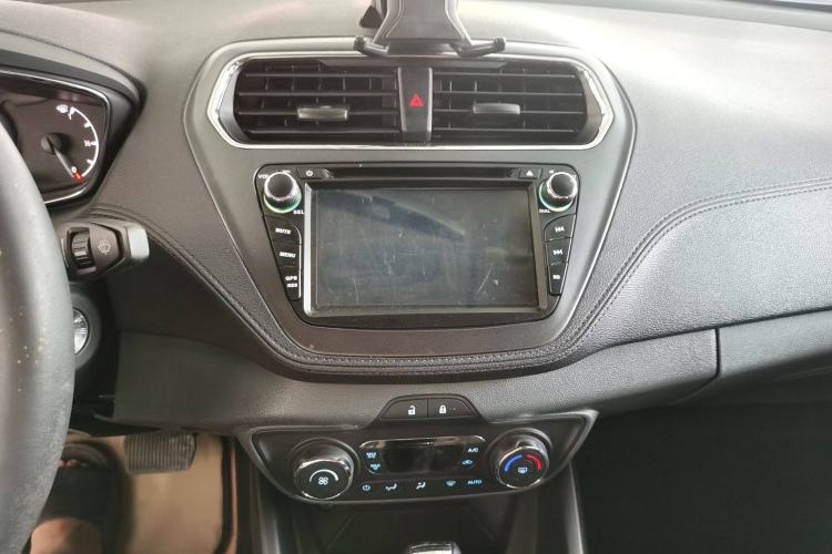 Used Ford Escort 2015 1.5L Automatic Fashion Model
