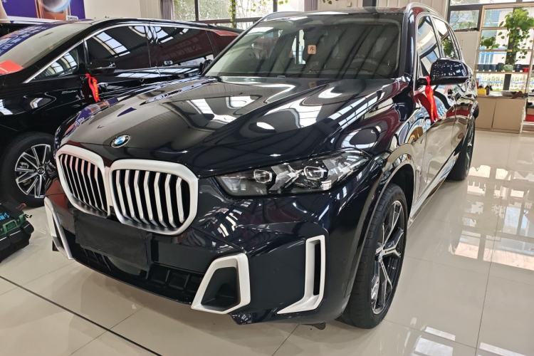 Used BMW X5 2023 xDrive 30Li Luxury M Sport Package