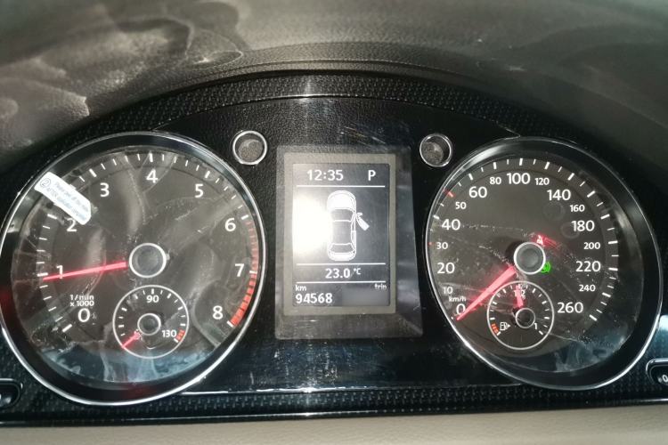 Used Volkswagen Magotan 2015 Facelift 1.8TSI Luxury Model
