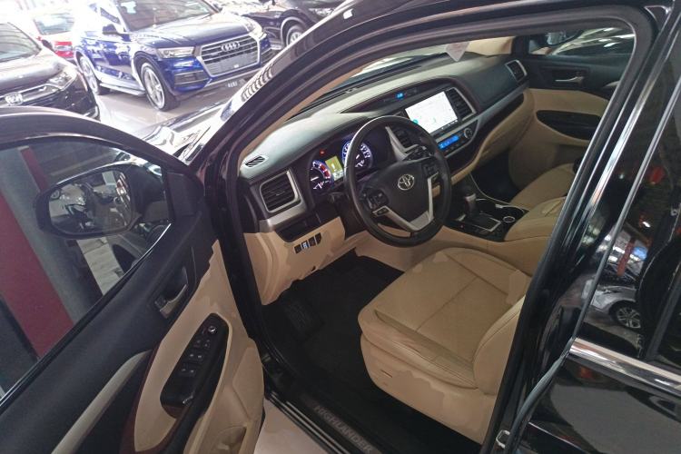 Used Toyota Highlander 2017 2.0T Four-Wheel Drive Luxury Edition 7 Seats
