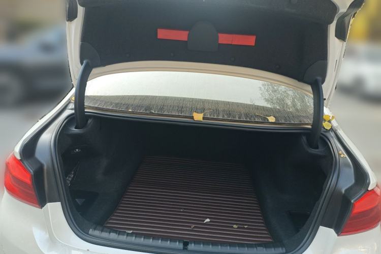 Used BMW 5 Series 2018 Facelifted 530Li xDrive Luxury Package
