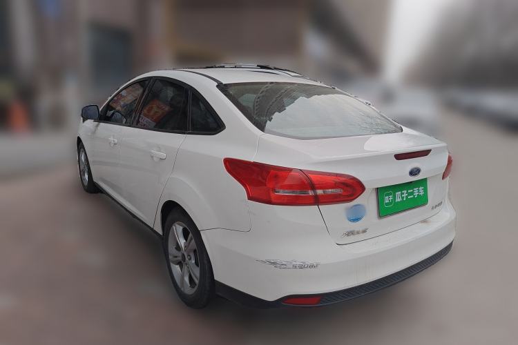 Used Ford Focus 2018 Sedan Classic 1.6L Automatic Comfort Plus Smart Drive Version