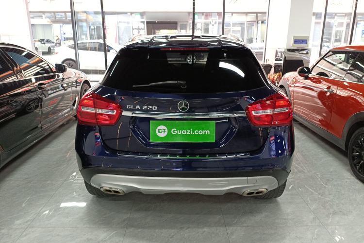 Used Mercedes-Benz GLA 2015 GLA 200 Fashion Model