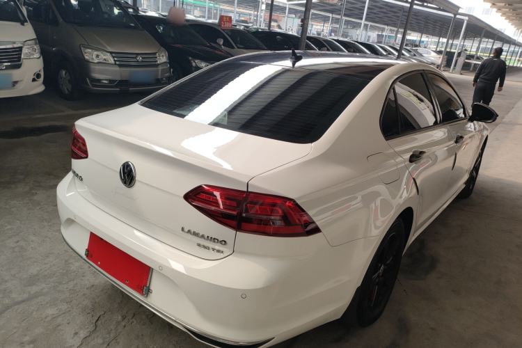 Used Volkswagen Lamando 2021 230TSI DSG Fashion Edition
