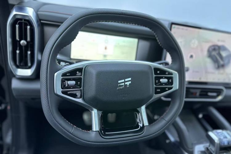 Used Jetour Traveler 2023 2.0T Four-Wheel Drive Conqueror
