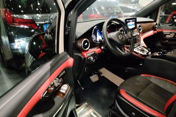 Used Mercedes-Benz V-Class 2018 V 260 L Prestige Extended Version China VI
