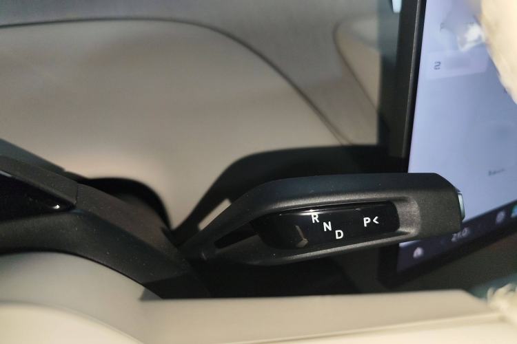 Used  YU7 2025 Ultra-Long Range High-Performance All-Wheel-Drive Max Edition
