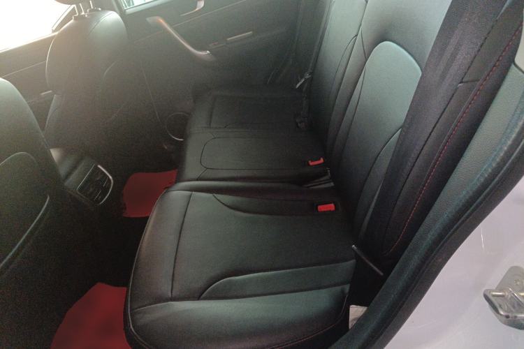 Used Haval M6 2019 1.5T DCT Two-Wheel Drive Elite Version China VI Standard
