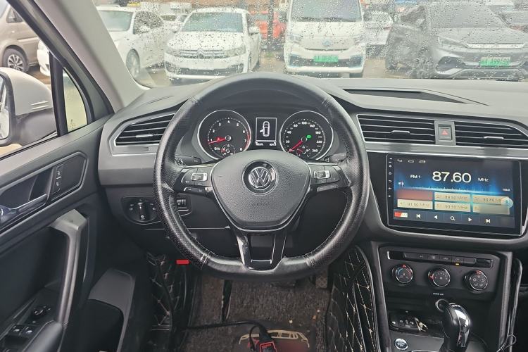 Used Volkswagen Tiguan L 2018 330TSI Automatic Two-Wheel Drive Luxury Edition
