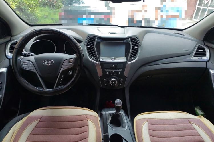 Used Hyundai Santa Fe 2013 2.4L Manual Two-Wheel Drive Comfort Version
