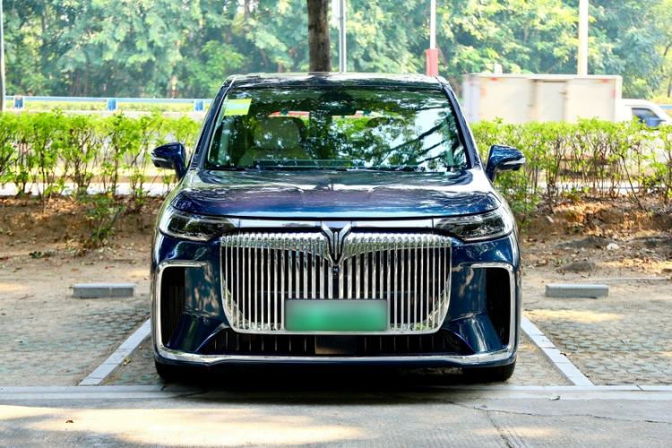 Used VOYAH Dream 2025 PHEV Four-Wheel Drive Prestige Kunpeng Edition
