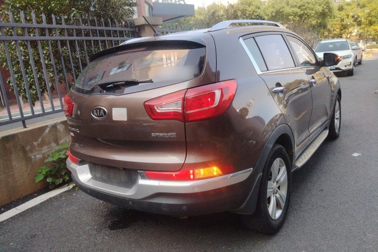 Used Kia Sportage R 2014 2.0L Automatic Two-Wheel Drive GLS Trim
