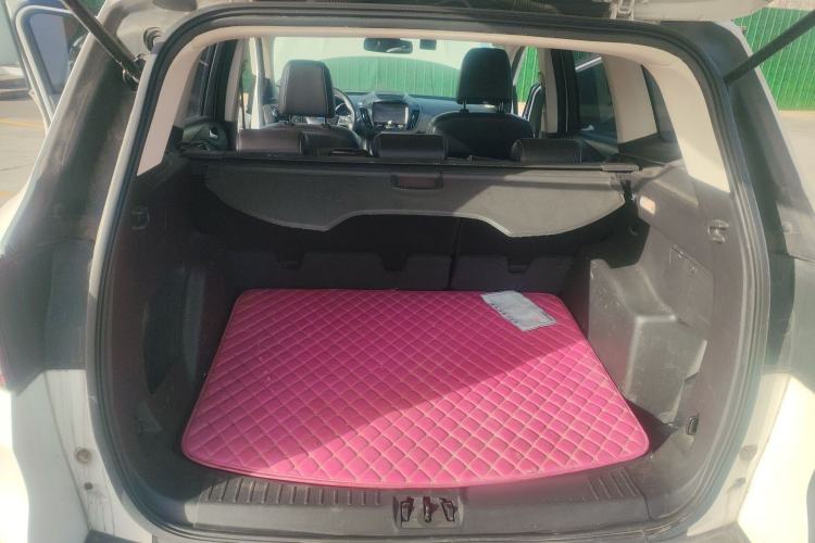 Used Ford Kuga 2018 EcoBoost 180 Two-Wheel-Drive Platinum Edition
