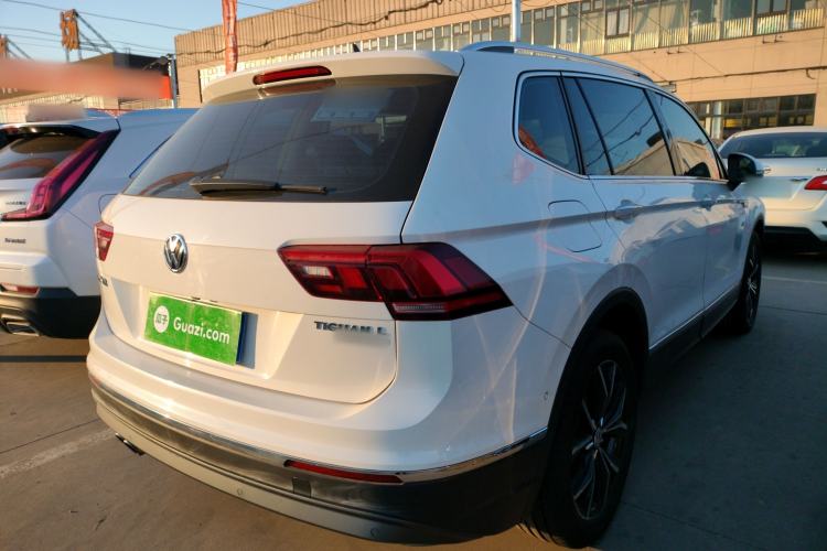 Used Volkswagen Tiguan L 2019 Revised 330TSI Automatic Two-Wheel Drive Smart & Luxury Edition China VI Standard