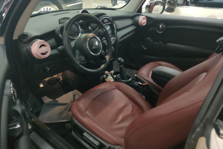 Used  MINI 2016 1.2T ONE Pioneer Edition
