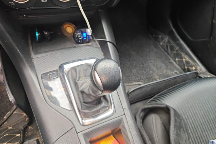 Used Mazda Mazda 3 Axela 2016 Sedan 1.5L Automatic Comfort Model
